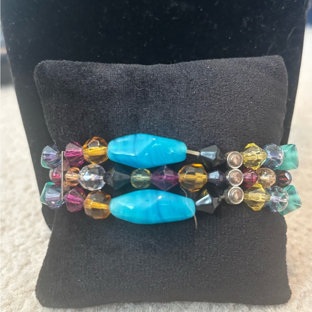 Colorful stretch bracelet